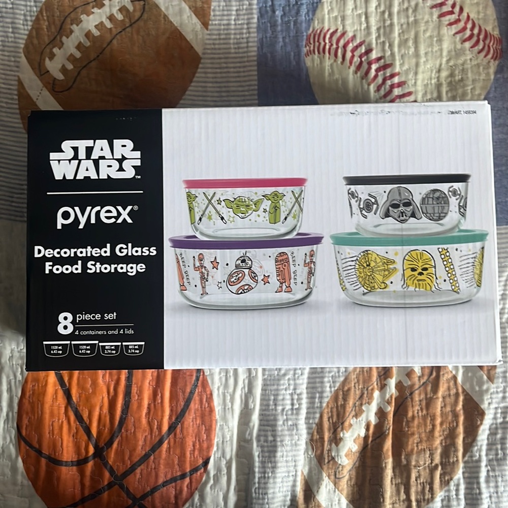 Pyrex x starwars glass containers